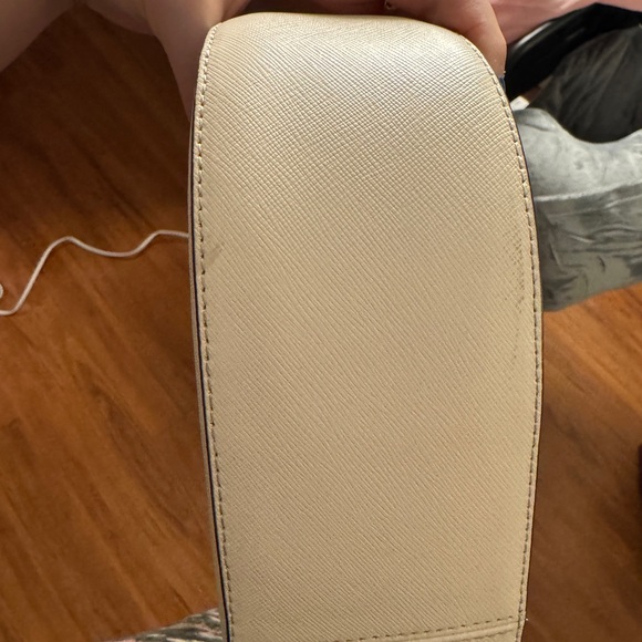 Kate Spade Cream Shoulder Bag with Gold Accents - Picture 7 of 8